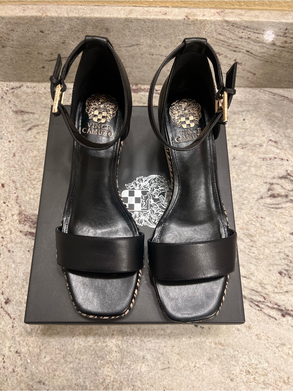 NWT Vince Camuto Jefannah Wedge Sandals Black Sz 8.5 - Picture 3 of 7